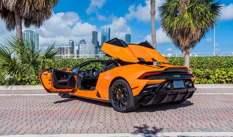 5 najlepszych wypożyczalni samochodów w Miami